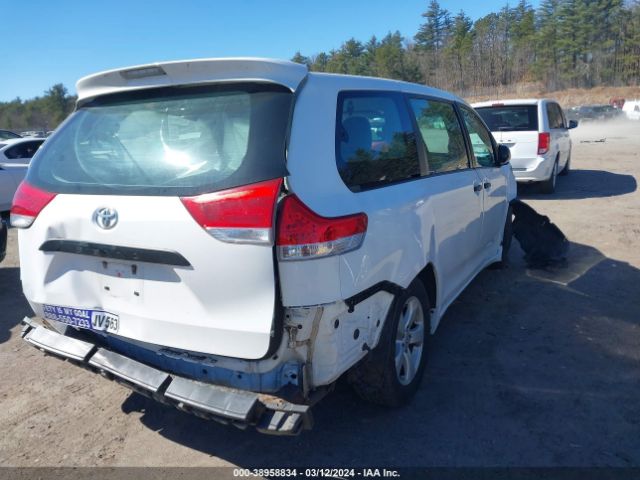 Photo 3 VIN: 5TDZK3DC4ES455767 - TOYOTA SIENNA 