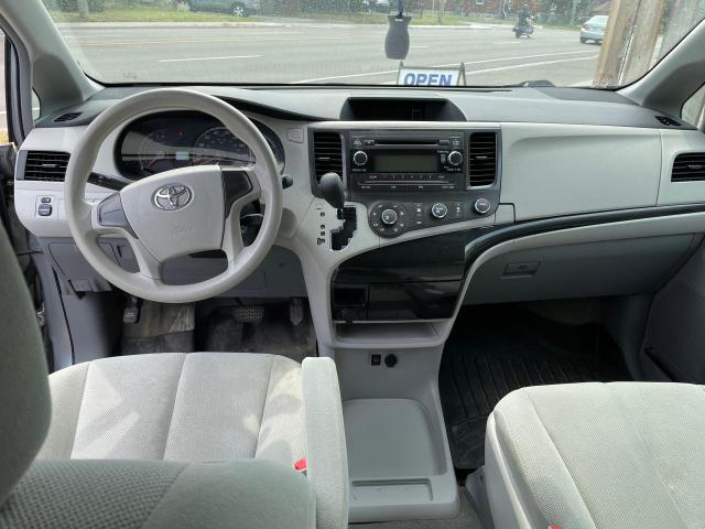 Photo 8 VIN: 5TDZK3DC4ES473038 - TOYOTA SIENNA 