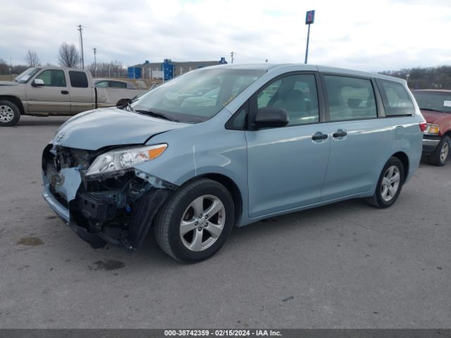 Photo 1 VIN: 5TDZK3DC4FS549634 - TOYOTA SIENNA 