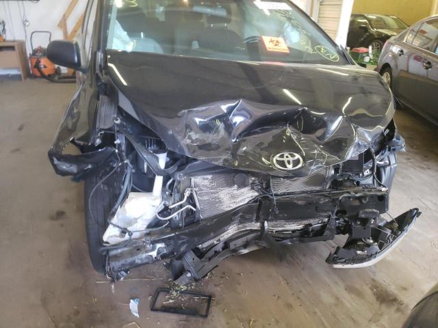 Photo 8 VIN: 5TDZK3DC4FS635221 - TOYOTA SIENNA 