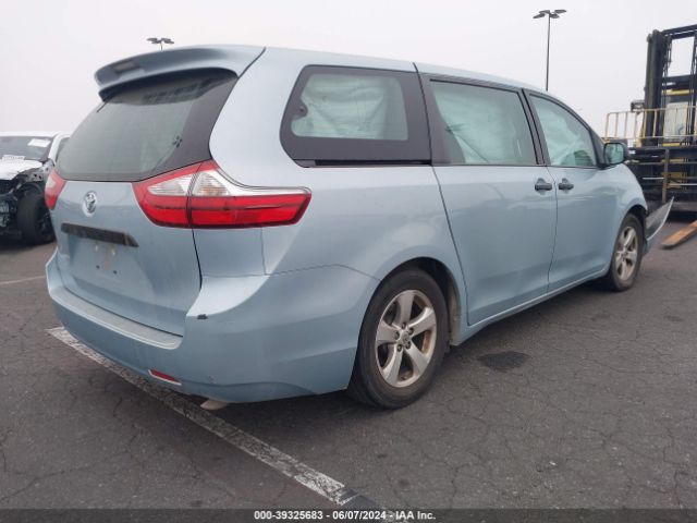 Photo 3 VIN: 5TDZK3DC4GS713403 - TOYOTA SIENNA 