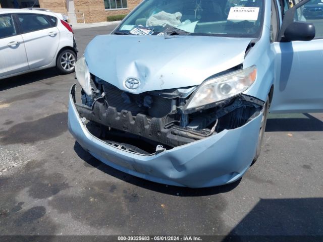 Photo 5 VIN: 5TDZK3DC4GS713403 - TOYOTA SIENNA 