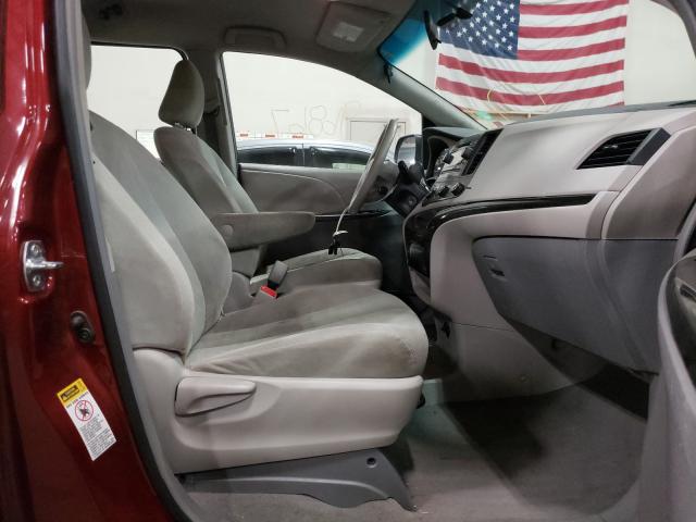 Photo 4 VIN: 5TDZK3DC5BS027878 - TOYOTA SIENNA 