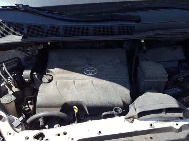 Photo 6 VIN: 5TDZK3DC5BS047774 - TOYOTA SIENNA 