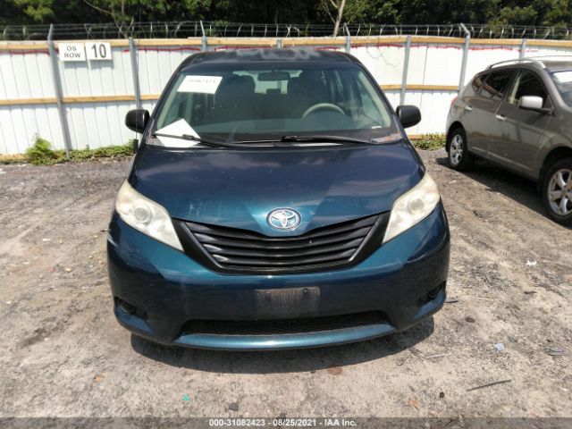 Photo 5 VIN: 5TDZK3DC5BS149138 - TOYOTA SIENNA 