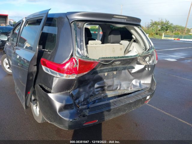 Photo 5 VIN: 5TDZK3DC5DS302118 - TOYOTA SIENNA 