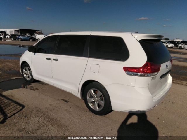 Photo 2 VIN: 5TDZK3DC5DS391432 - TOYOTA SIENNA 