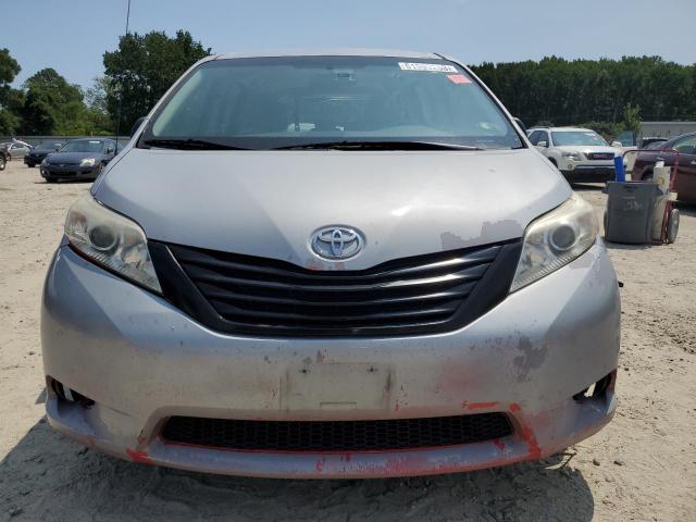 Photo 4 VIN: 5TDZK3DC5ES480161 - TOYOTA SIENNA 