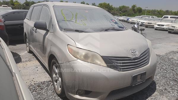 Photo 9 VIN: 5TDZK3DC5FS571514 - TOYOTA SIENNA 