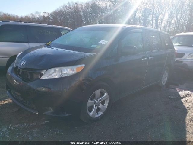 Photo 1 VIN: 5TDZK3DC5FS596624 - TOYOTA SIENNA 