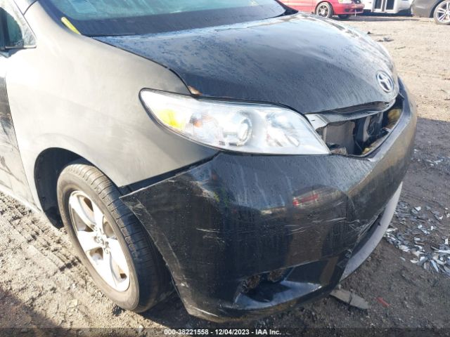 Photo 5 VIN: 5TDZK3DC5FS596624 - TOYOTA SIENNA 