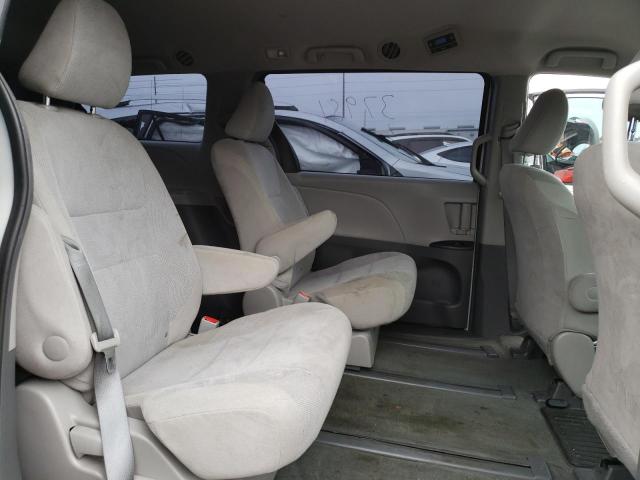 Photo 10 VIN: 5TDZK3DC5GS737029 - TOYOTA SIENNA 