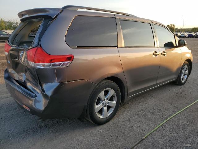 Photo 2 VIN: 5TDZK3DC6BS018350 - TOYOTA SIENNA 