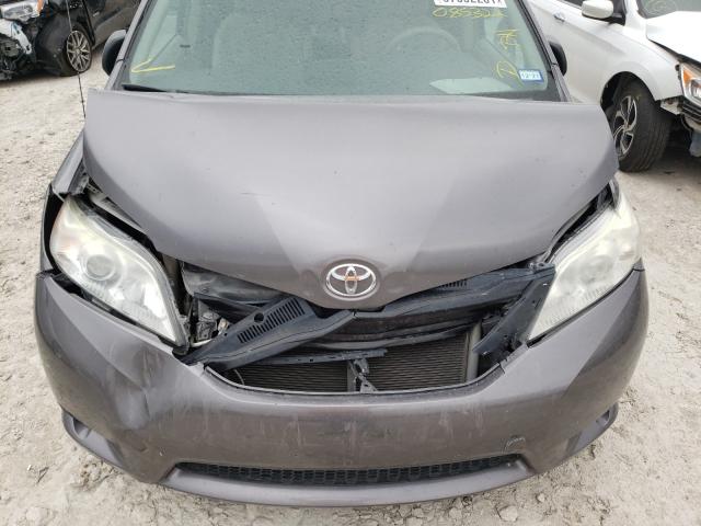 Photo 6 VIN: 5TDZK3DC6BS085322 - TOYOTA SIENNA 