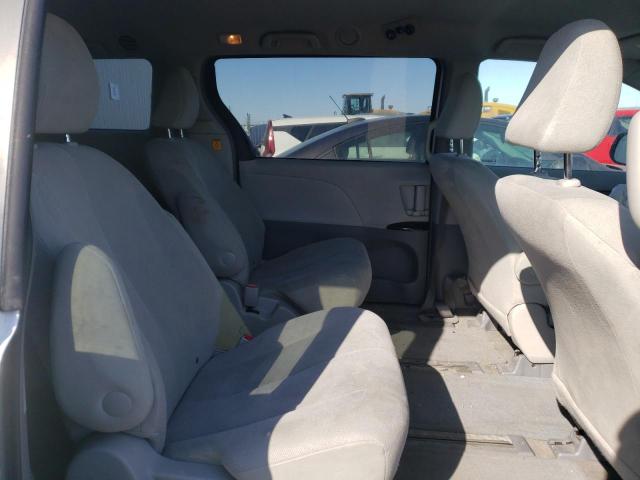 Photo 10 VIN: 5TDZK3DC6BS172816 - TOYOTA SIENNA 