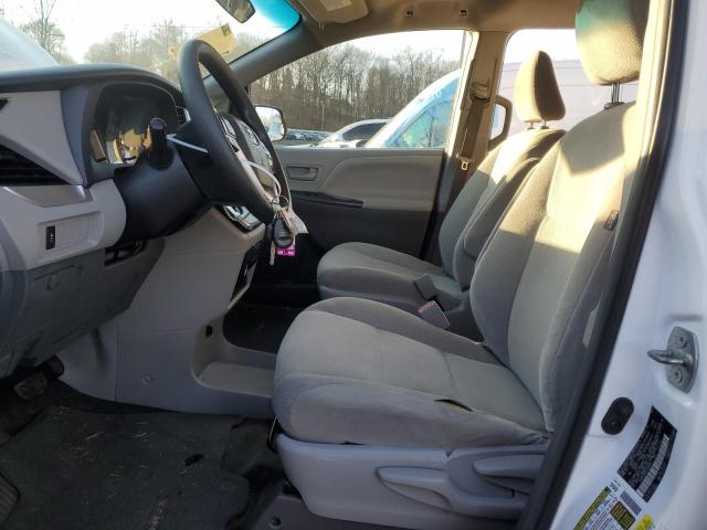 Photo 6 VIN: 5TDZK3DC6FS538330 - TOYOTA SIENNA 