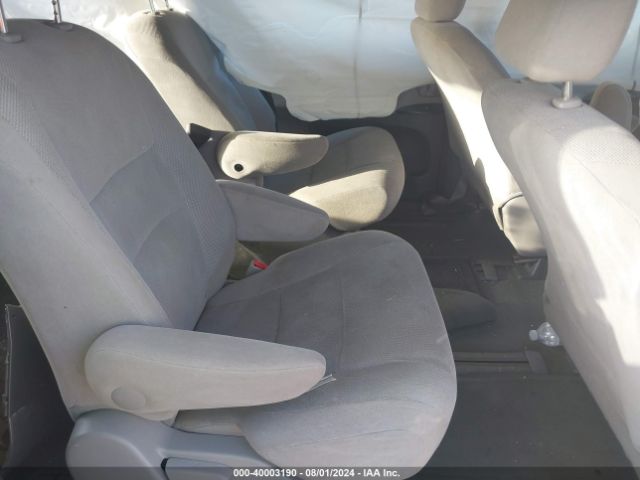 Photo 7 VIN: 5TDZK3DC6FS547240 - TOYOTA SIENNA 