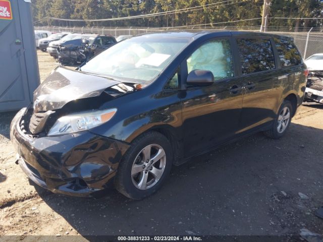 Photo 1 VIN: 5TDZK3DC6FS601832 - TOYOTA SIENNA 