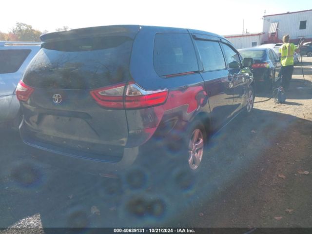 Photo 3 VIN: 5TDZK3DC6GS738089 - TOYOTA SIENNA 