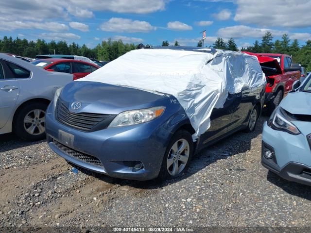 Photo 1 VIN: 5TDZK3DC6GS757340 - TOYOTA SIENNA 