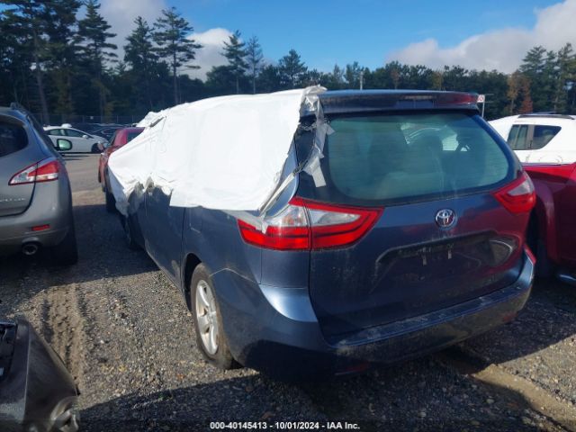 Photo 2 VIN: 5TDZK3DC6GS757340 - TOYOTA SIENNA 