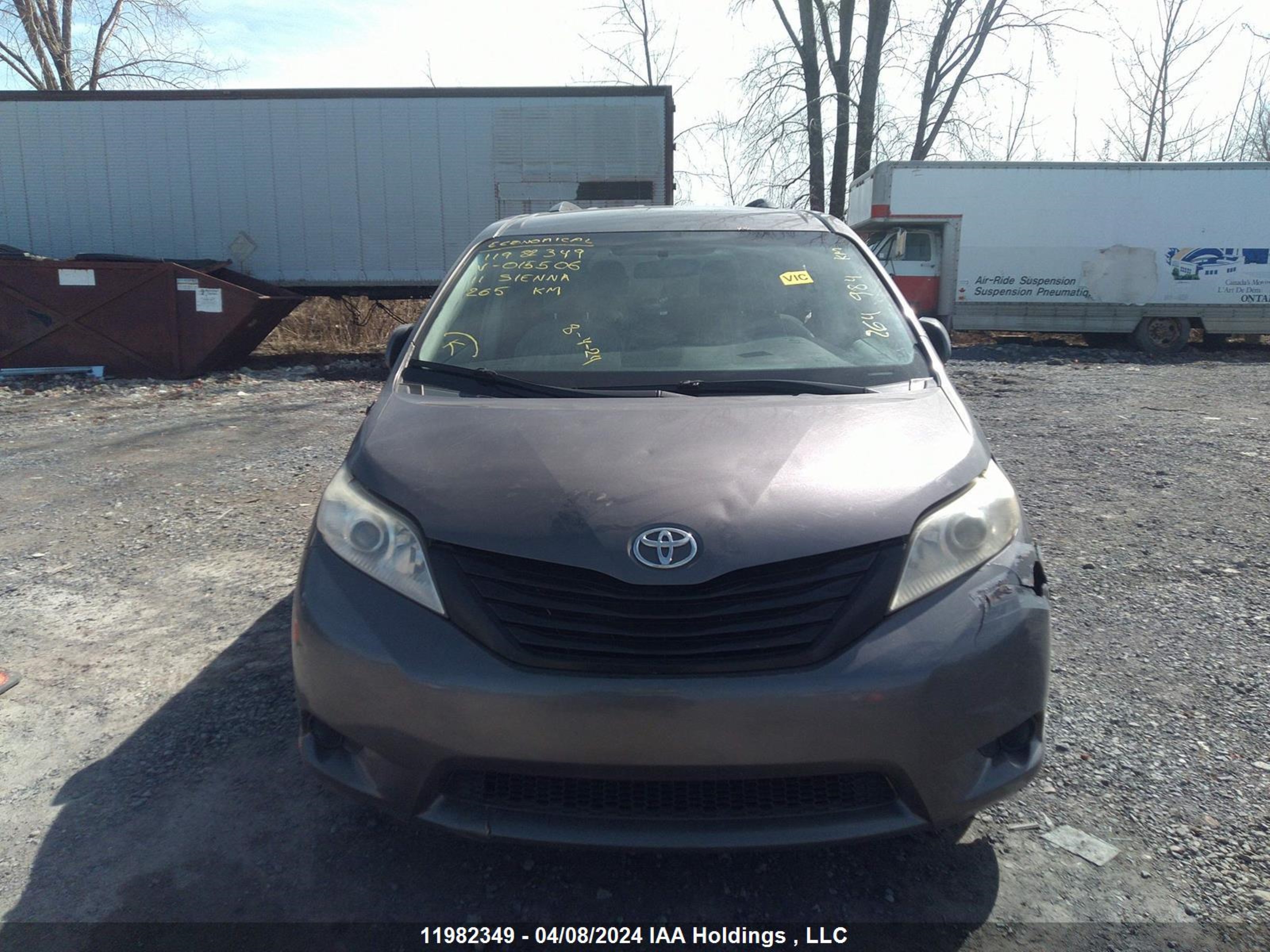 Photo 11 VIN: 5TDZK3DC7BS015506 - TOYOTA SIENNA 