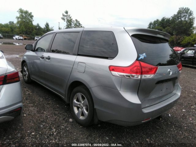 Photo 2 VIN: 5TDZK3DC7DS364846 - TOYOTA SIENNA 