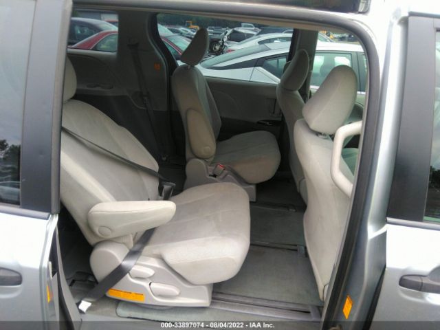 Photo 7 VIN: 5TDZK3DC7DS364846 - TOYOTA SIENNA 