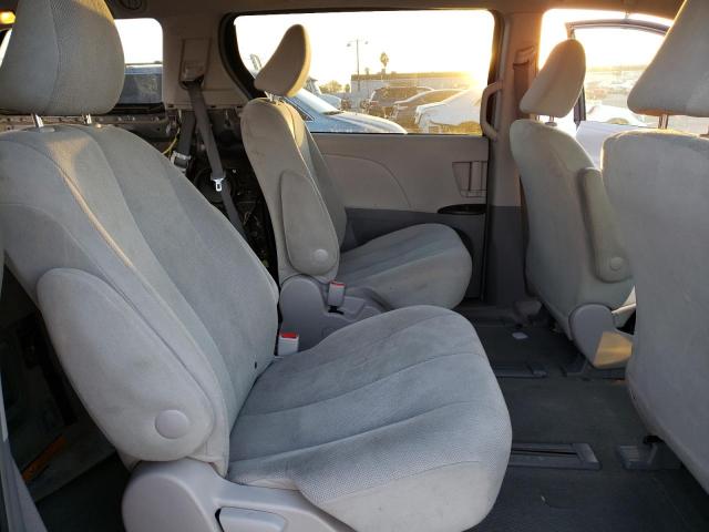 Photo 10 VIN: 5TDZK3DC7ES477360 - TOYOTA SIENNA 