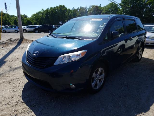 Photo 1 VIN: 5TDZK3DC8CS182586 - TOYOTA SIENNA 