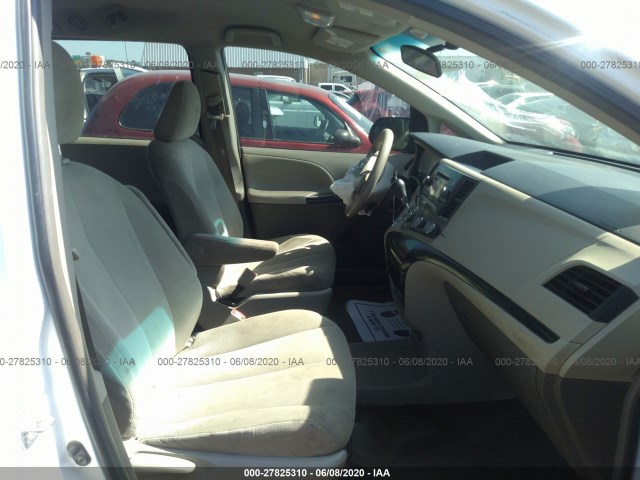 Photo 4 VIN: 5TDZK3DC8DS297898 - TOYOTA SIENNA 