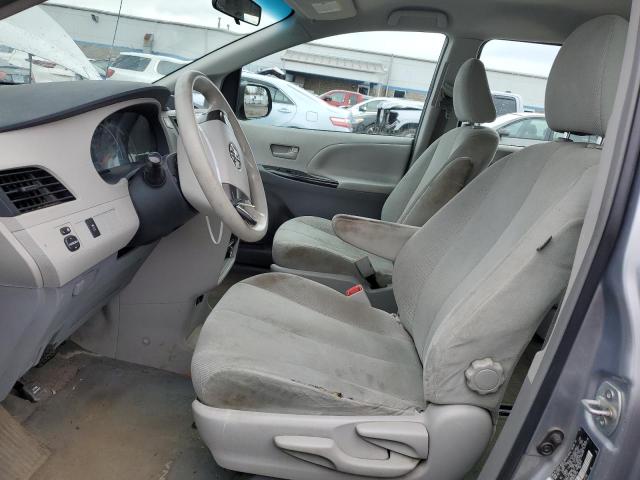 Photo 6 VIN: 5TDZK3DC8DS381770 - TOYOTA SIENNA 