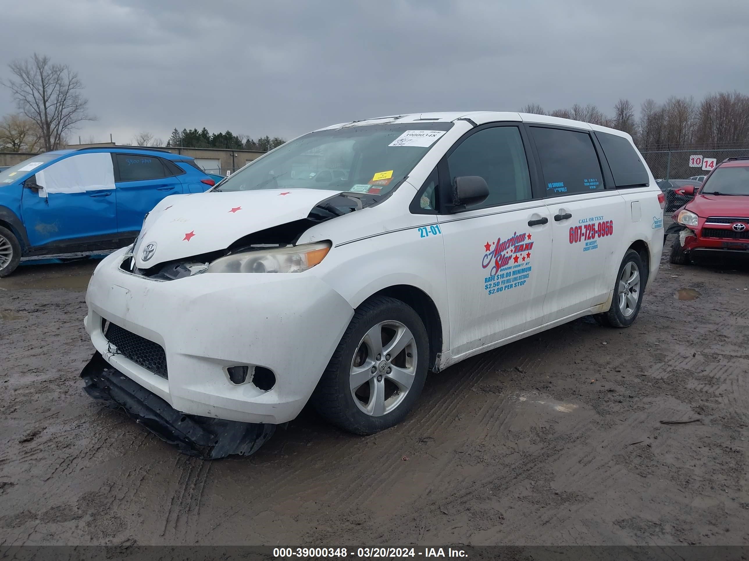 Photo 1 VIN: 5TDZK3DC9BS051200 - TOYOTA SIENNA 