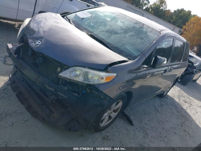 Photo 1 VIN: 5TDZK3DC9BS160353 - TOYOTA SIENNA 