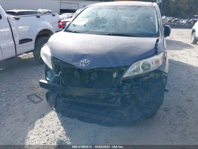 Photo 5 VIN: 5TDZK3DC9BS160353 - TOYOTA SIENNA 