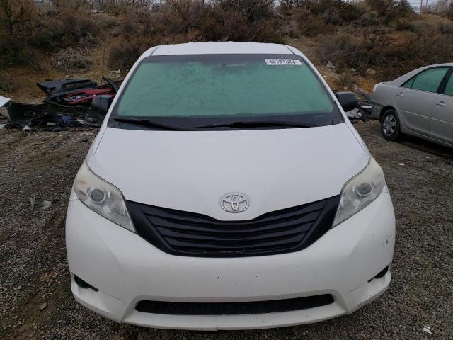 Photo 4 VIN: 5TDZK3DC9CS214199 - TOYOTA SIENNA 