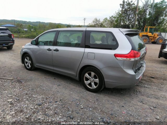 Photo 2 VIN: 5TDZK3DC9CS236672 - TOYOTA SIENNA 