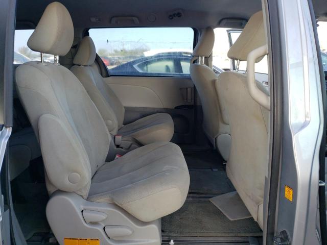 Photo 10 VIN: 5TDZK3DC9CS237398 - TOYOTA SIENNA 