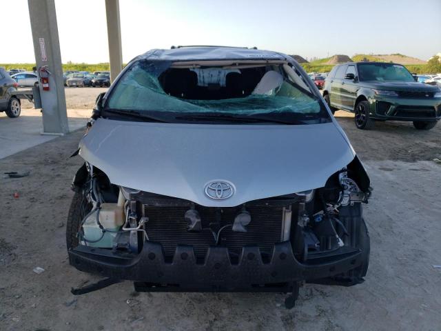 Photo 4 VIN: 5TDZK3DC9CS237398 - TOYOTA SIENNA 