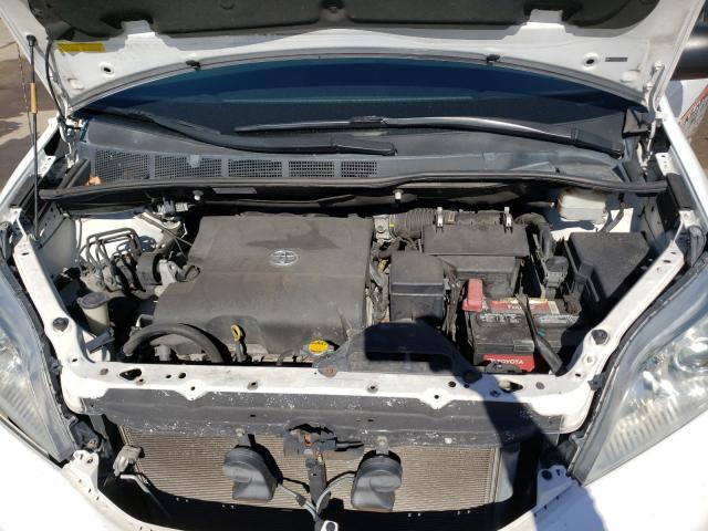 Photo 6 VIN: 5TDZK3DC9DS320542 - TOYOTA SIENNA 