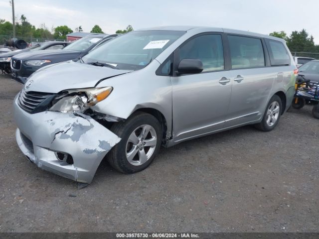 Photo 1 VIN: 5TDZK3DC9ES407231 - TOYOTA SIENNA 