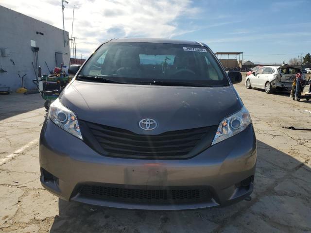 Photo 4 VIN: 5TDZK3DC9ES446269 - TOYOTA SIENNA 