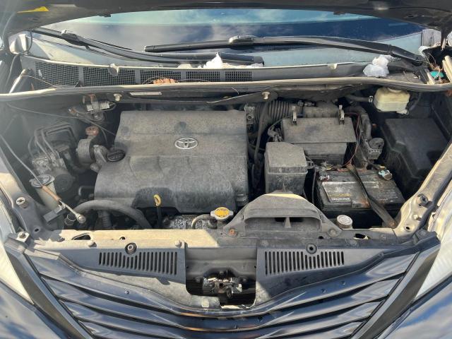 Photo 6 VIN: 5TDZK3DC9FS566395 - TOYOTA SIENNA 