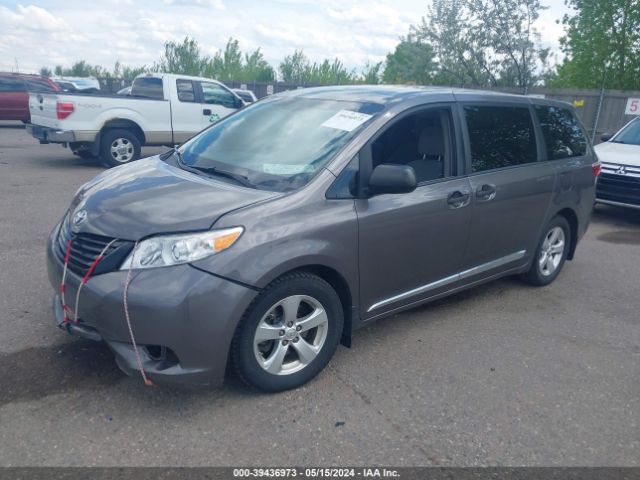 Photo 1 VIN: 5TDZK3DC9FS596755 - TOYOTA SIENNA 