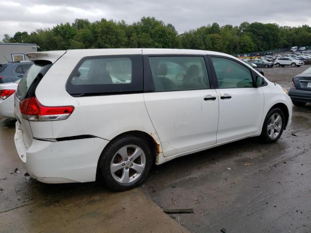 Photo 2 VIN: 5TDZK3DCXBS018979 - TOYOTA SIENNA 