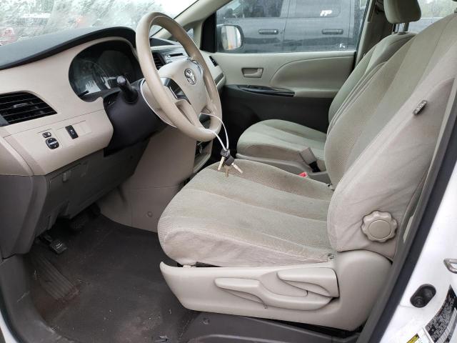 Photo 6 VIN: 5TDZK3DCXBS018979 - TOYOTA SIENNA 