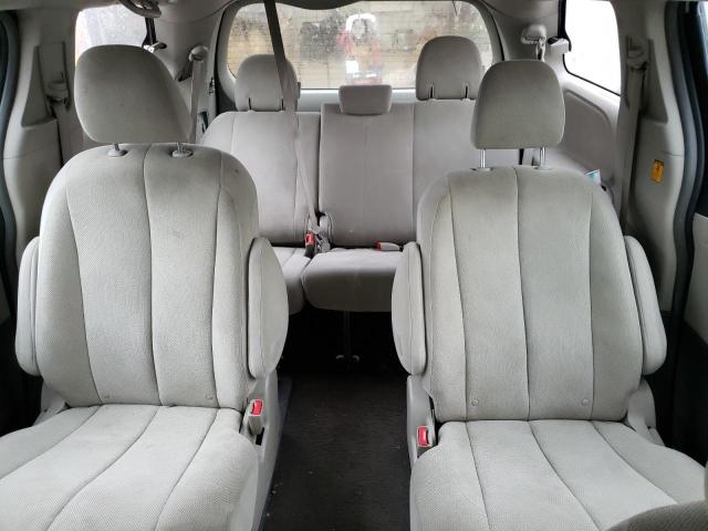 Photo 9 VIN: 5TDZK3DCXBS018979 - TOYOTA SIENNA 