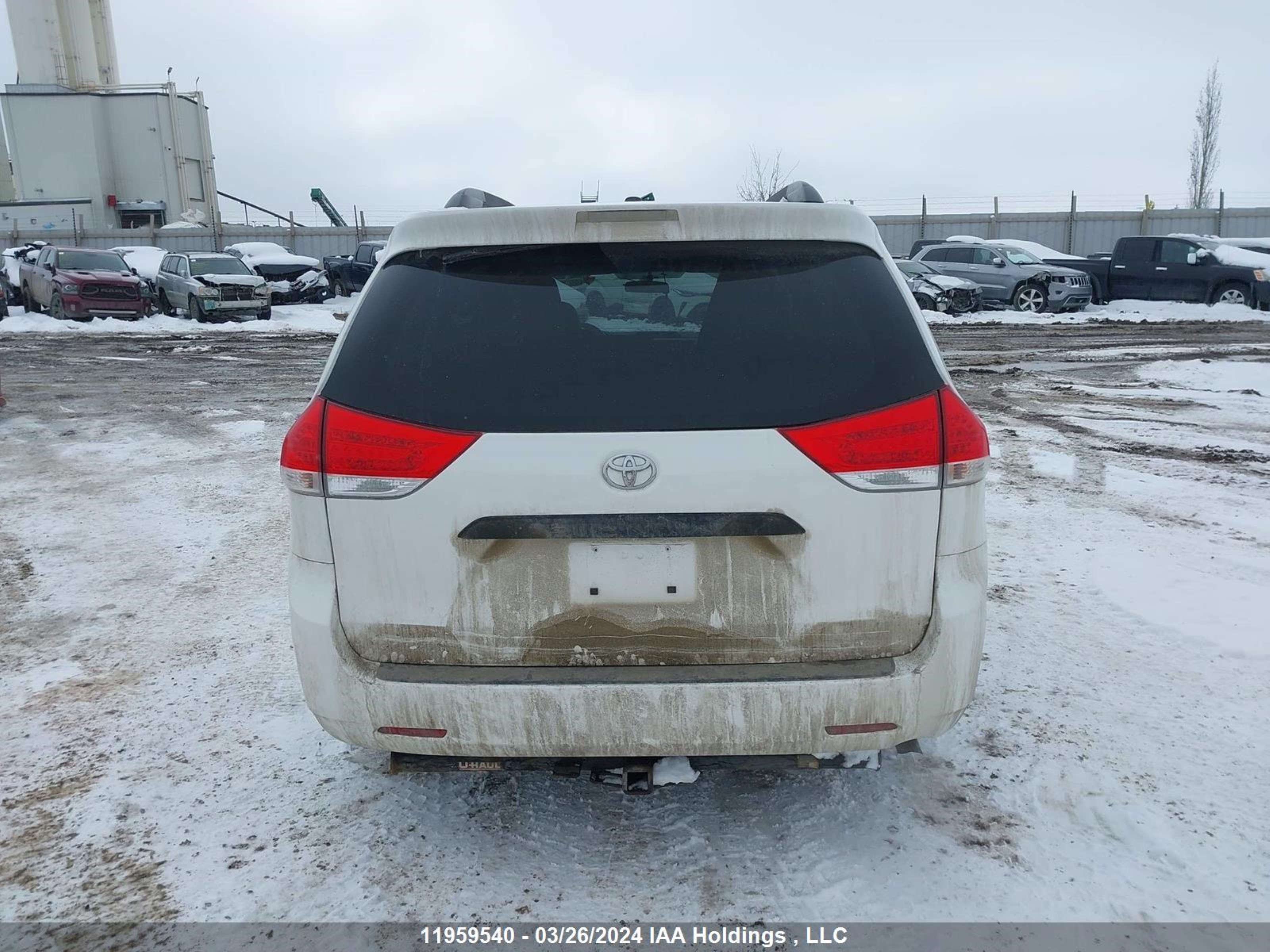 Photo 15 VIN: 5TDZK3DCXBS025320 - TOYOTA SIENNA 