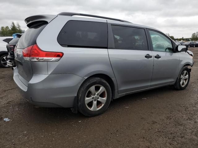 Photo 2 VIN: 5TDZK3DCXBS099868 - TOYOTA SIENNA 