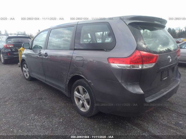 Photo 2 VIN: 5TDZK3DCXBS118273 - TOYOTA SIENNA 